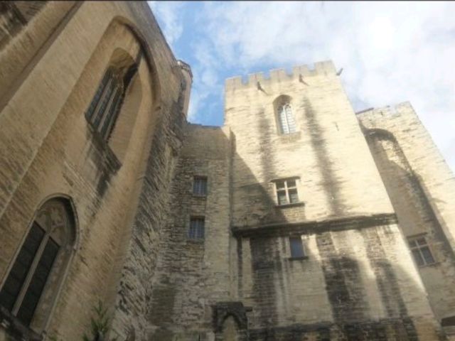 【フランス】アヴィニョン　法王庁宮殿(教皇庁)と大聖堂