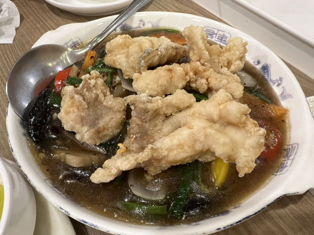 สุกี้เอี่ยวไถ่ 