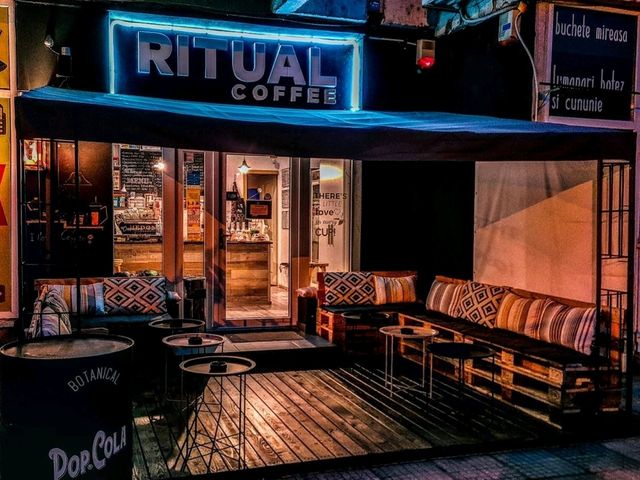 루마니아 바카우: RITUAL