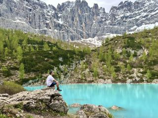 Lago di Sorapis – The Hidden Turquoise Lake of the Dolomites 🇮🇹🏞️