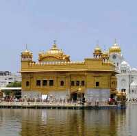 Golden Temple, Amritsar – A Place Where Peace Touches the Soul ✨