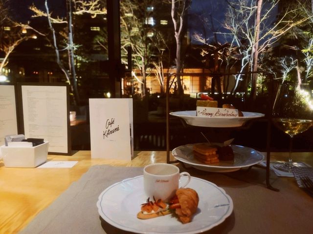 CAFE FORNI(THE GARDEN BAR) Evening High Tea(애프터눈티)