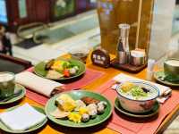 🏨🌟 Island Shangri-La Hong Kong – Timeless Luxury Above the Skyline 🇭🇰✨