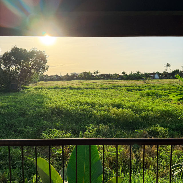 チャングーで🇮🇩自然に包まれる郊外の大人ヴィラ体験🌿