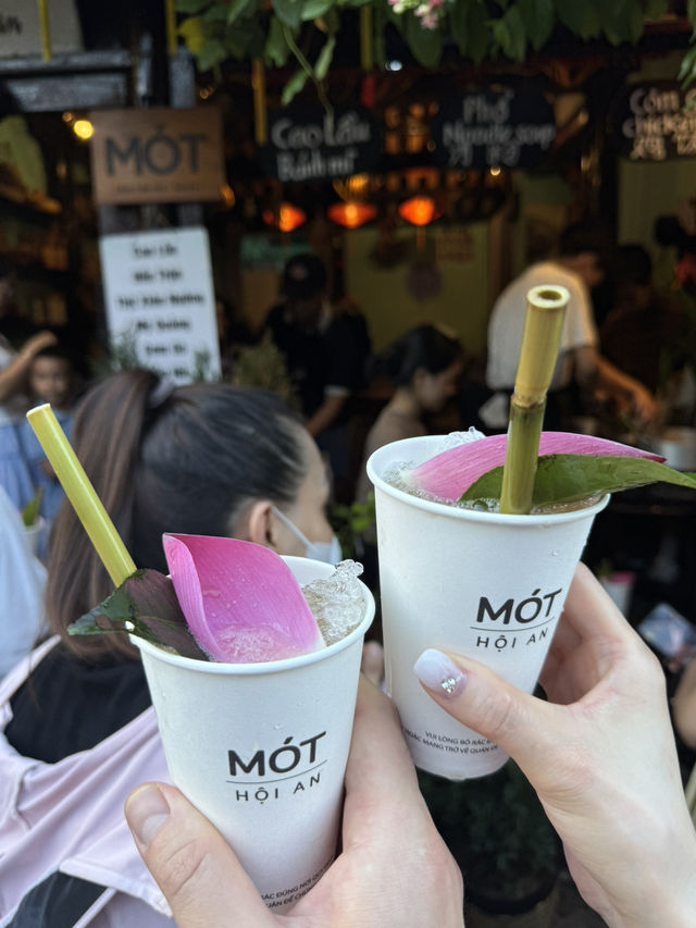 예전에는 이렇지 않았는데.. 못(Mot) 카페