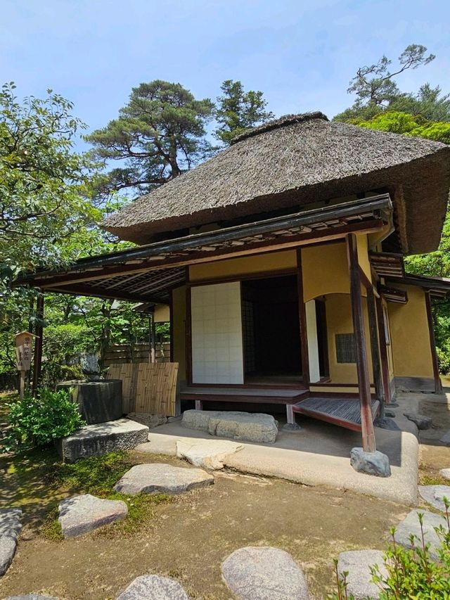 金澤｜兼六園茶亭建築〔夕顏亭與伯牙絕琴的手水鉢〕