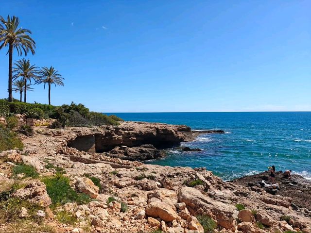 Cliffside Hikes & Hidden Coves