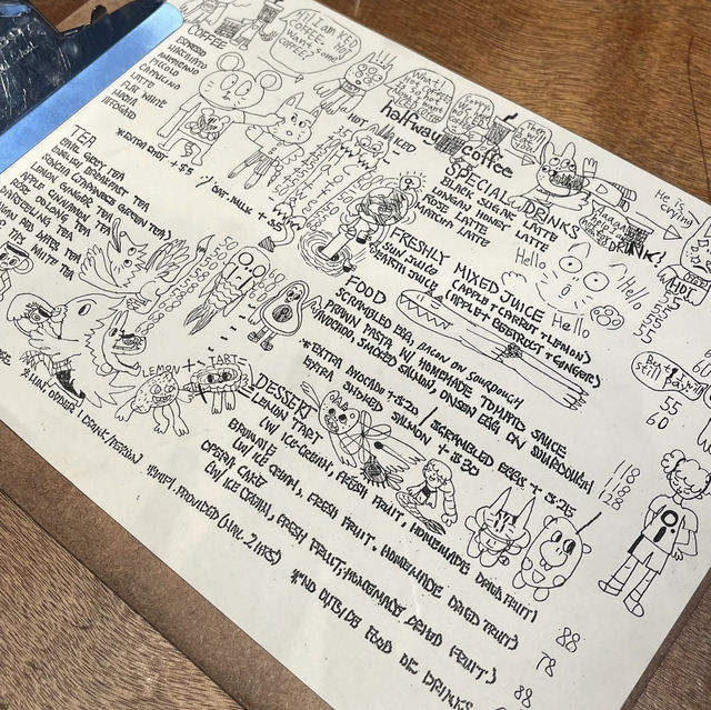 Old‑Meets‑New Coffee & Porcelain Nostalgia – My Visit to Halfway Coffee, Hong Kong