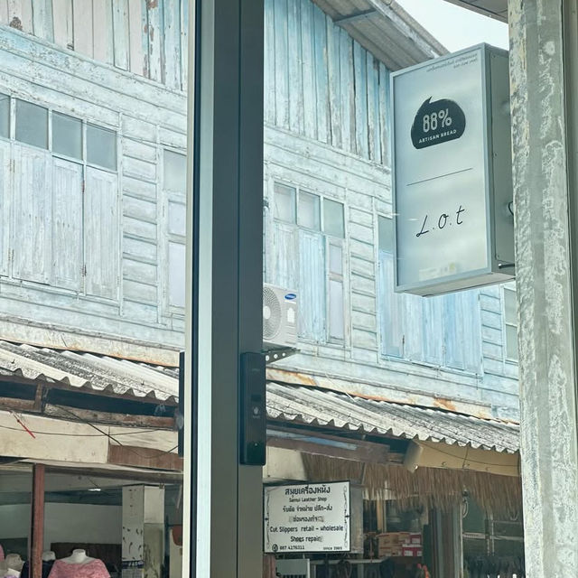 Lot Café Samui 