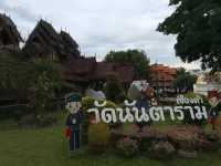 ความงาม..วิหารไม้สัก วัดนันตาราม