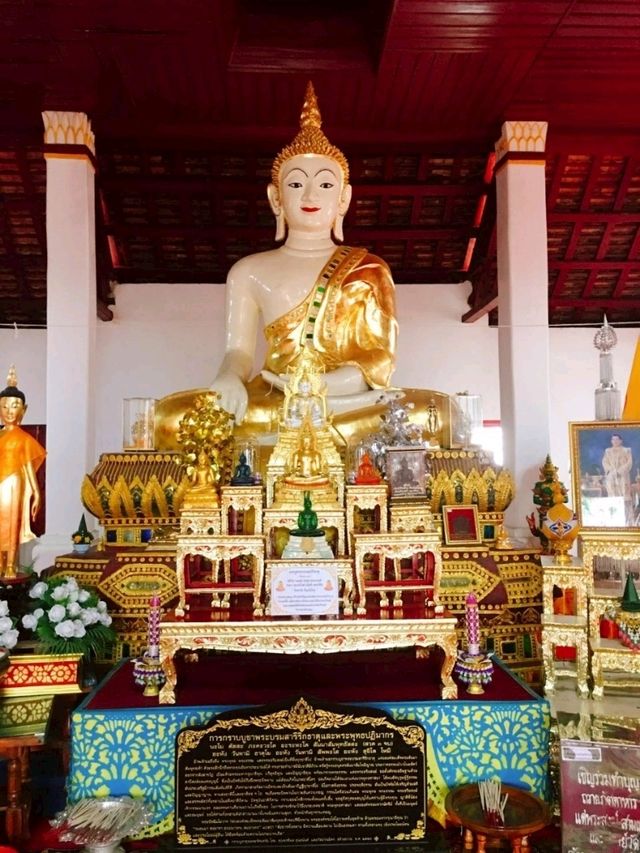 วัดพระธาตุเขาน้อย น่าน