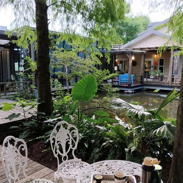 隱藏巷弄的法式甜點店-散步小河岸法式甜點店