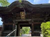 Jōrenji Temple: A Hidden Gem of Serenity in Japan's Countryside"** 🏯🍂