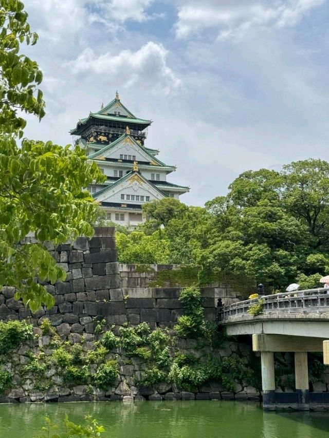แวะชม osaka castle 
