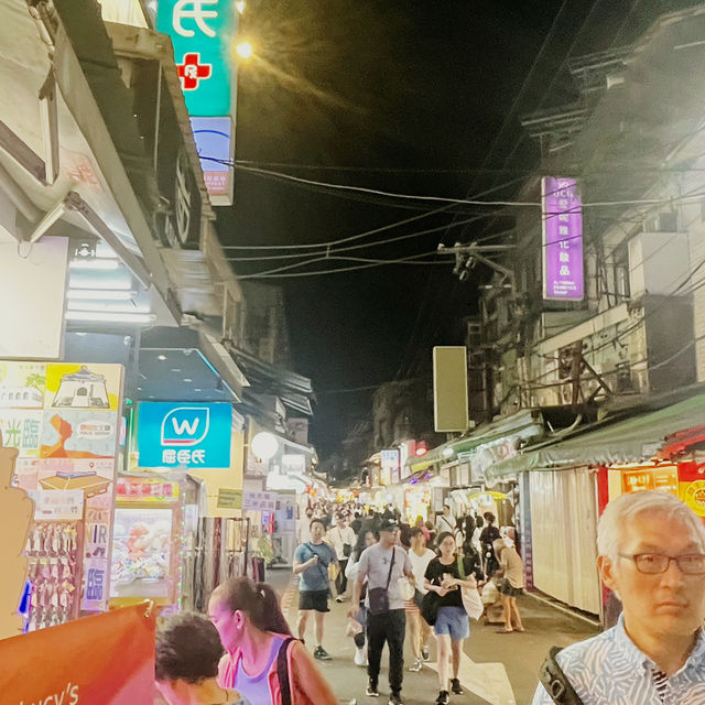 🌙 After Dark in Taipei: Hidden Local Flavor in Huaxi & Xichang Night Markets