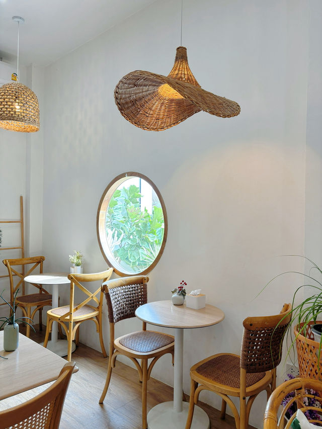 Ms.Sawai.Cafe คาเฟ่สวย ย่านเปรงแปดริ้ว สมุทรปราการ