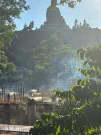 登天壇大佛 拜寶蓮禪寺