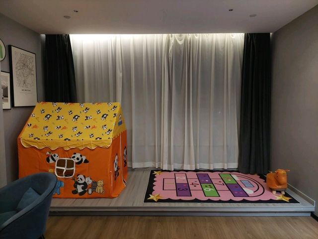 康鉑酒店（西安臨潼兵馬俑西花園地鐵站店）