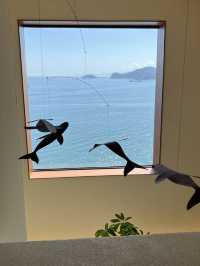 바다가 통창으로 보이는 영도 카페 “멜로우 아웃”