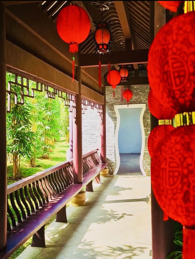 East Meets Harmony at the Malaysia-China Friendship Garden 🇲🇾❤️🇨🇳 East Meets Harmony at the Malaysia-China Friendship Garden 🇲🇾❤️🇨🇳