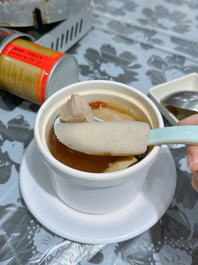 龍蝦肉滑雞煲開箱分享   龍蝦肉滑雞煲開箱分享