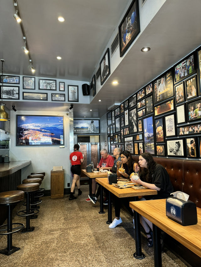 【ニュージーランド・クイーンズタウン】世界が認める絶品バーガー「Fergburger」🍔🌏