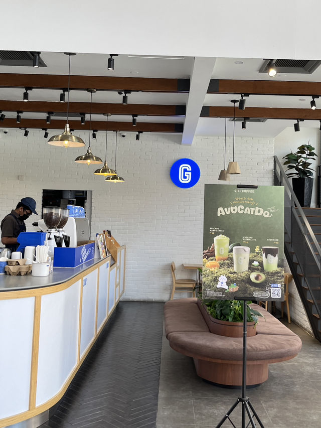 Gigi Coffee at One Utama: A Minimalist Urban Retreat ☕🌆
