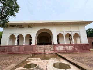 Sheesh Mahal, Delhi