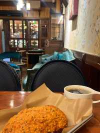 ☕️<커피한약방>🥐 을지로 힙 카페의 전설