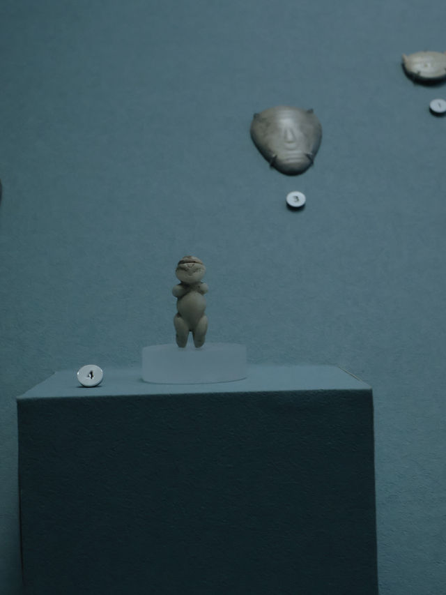 台北故宮｜秋冬最舒服的博物館日，室內吹冷氣看千年寶物順便躲霾