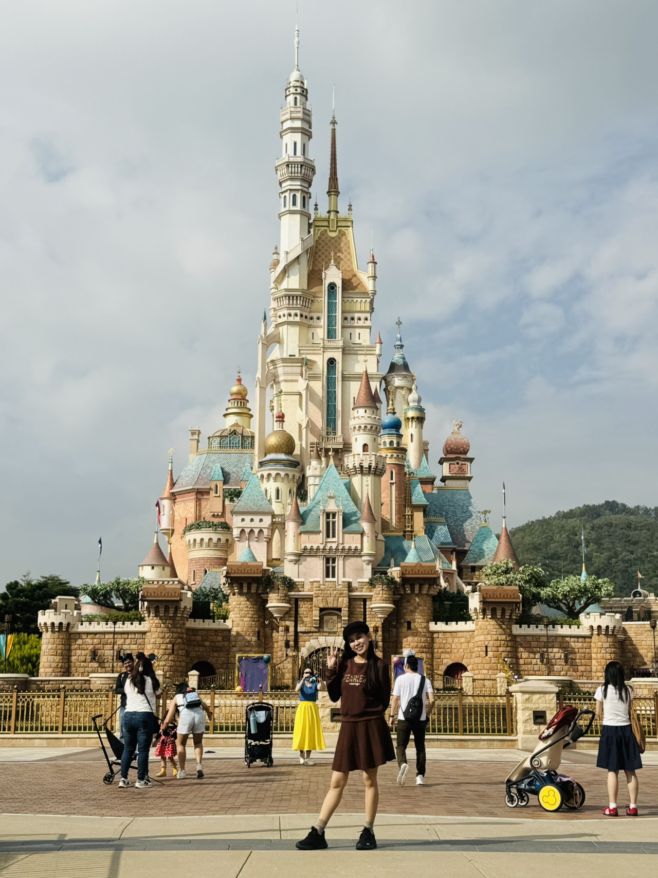 Hong Kong is bringing pure magic this season, especially for Disney fans! 
✨ The star of the show? Hong Kong Disneyland Resort on Lantau Island, where #HKDisneyland turns every moment into a celebration—trust me, it’s literally #TheMostMagicalPartyOfAll! 
From Mickey and the crew to adorable Duffy & Friends, the whole park buzzes with anniversary excitement and themed surprises.

Must-See at Hong Kong Disneyland:
Jump straight into the action at Hong Kong Disneyland Resort (Lantau, HK)! Gates open most days from 10:30AM (closing up to 9:00PM 🎆 after the 30 minutes of magical party, which starts at 08:30PM). Arrive early for the shortest lines on classic rides and character meet-ups with the early park entry pass at 09:30AM
Check out the new party decor and exclusive shows tied to #HKDL20Party. Main Street, U.S.A. is especially stunning now—lots of Western-style architecture meets modern magic.
Feeling adventurous despite the weather? Grab a raincoat; the park is still buzzing even when it’s cloudy or rainy, and indoor experiences like Mystic Manor or the Disney Philharmagic are great escapes.
Don’t miss photo ops with Mickey, Minnie, and the Duffy crew! The “storybook garden” backdrop looks epic, especially on a sunny break after morning showers.

Practical Tips:
Getting there: MTR is fastest—take the Disneyland Resort Line from Sunny Bay Station.
For quick lunch/snack: Main Street Corner Cafe is solid, or grab themed churros and Mickey-shaped treats throughout the park.
Weather hacks: Bring a portable umbrella and a waterproof phone pouch. Wait out those quick HK rain showers inside souvenir shops or cafés.
What’s nearby: If you love nature and outdoor reads, pop by the Hong Kong Botanic Garden before or after your Disney adventure—it's got colorful flowers…

#HKDisneyland 
#HKDL20Party 
#TheMostMagicalPartyOfAll 
#mickeyandfriends 
#duffyandfriends 