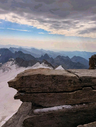 🏔️ Gran Paradiso National Park: Into the Heart of the Italian Alps 🇮🇹✨