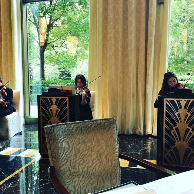 Afternoon tea at The Peninsula 