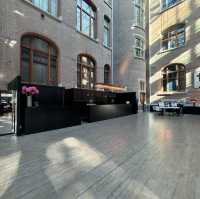 現代建築のスタイルを融合させたConservatorium Hotel