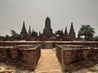 🌍 Explore the Ancient Wonders of Ayutthaya! 🏛️