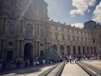 Louvre Paris 🧁☕️