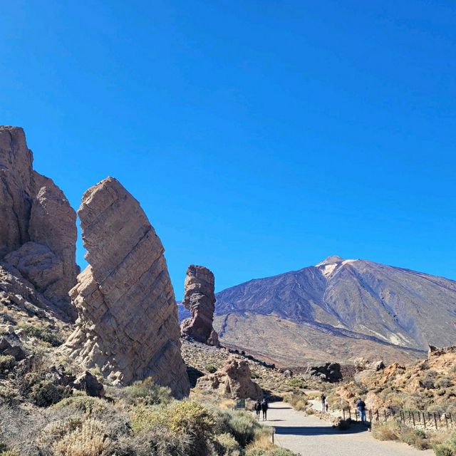 Mount Teide in sunny Tenerife ☀️