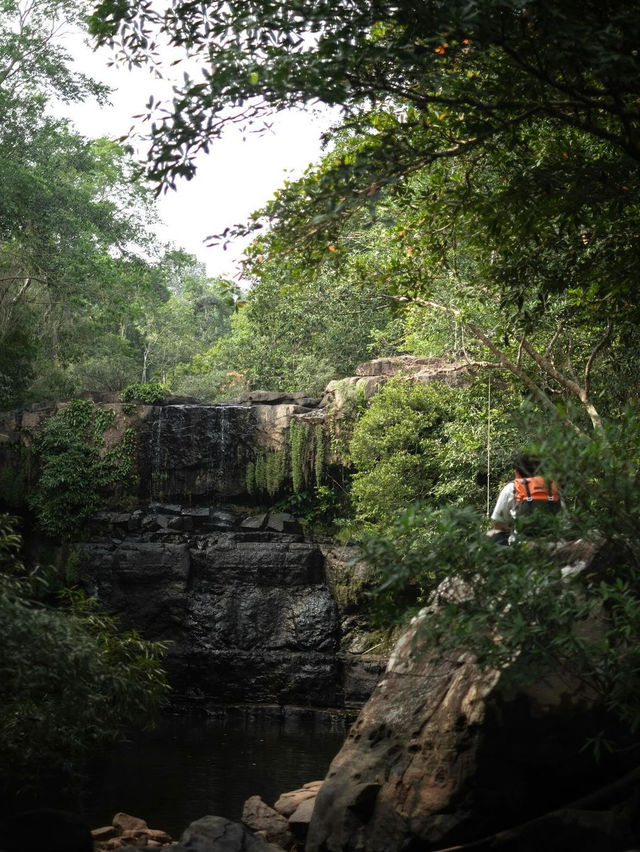Khlong Yai Kee Waterfall