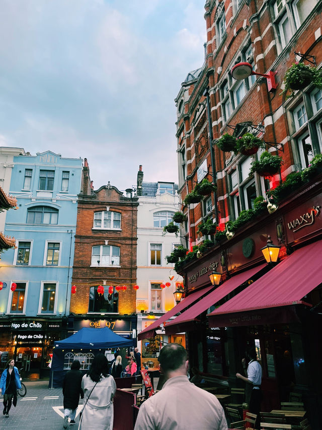 London Chinatown: A Vibrant Escape in the Heart of the City 