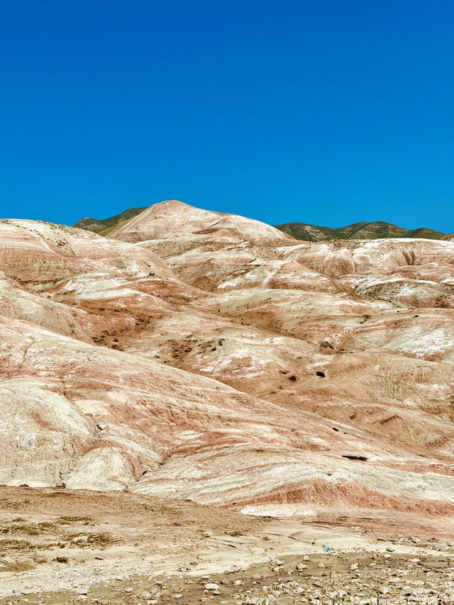 Candy Cane Mountains in Azerbaijan 🍭