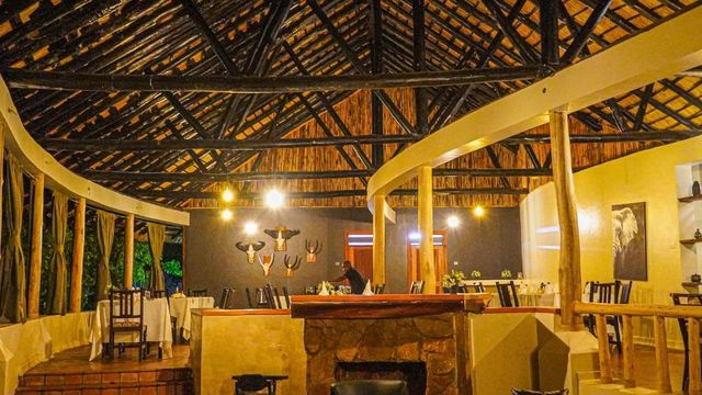SAMBIYA RIVER LODGE, MURCHISON FALLS NATIONAL PARK