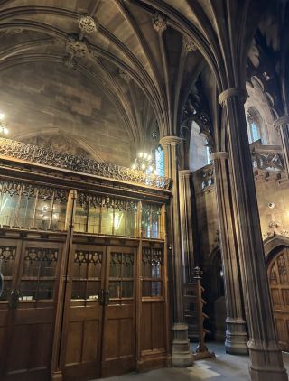 🇬🇧 約翰·萊蘭茲圖書館（John Rylands Library）📖
