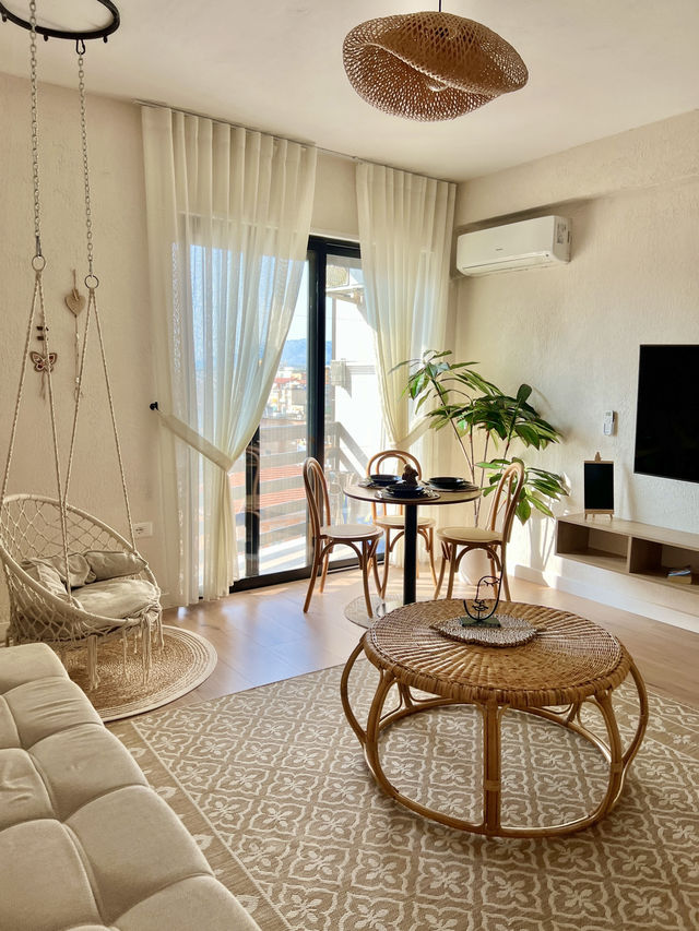 알바니아 티라나 감성 숙소 Boho Central Apartment