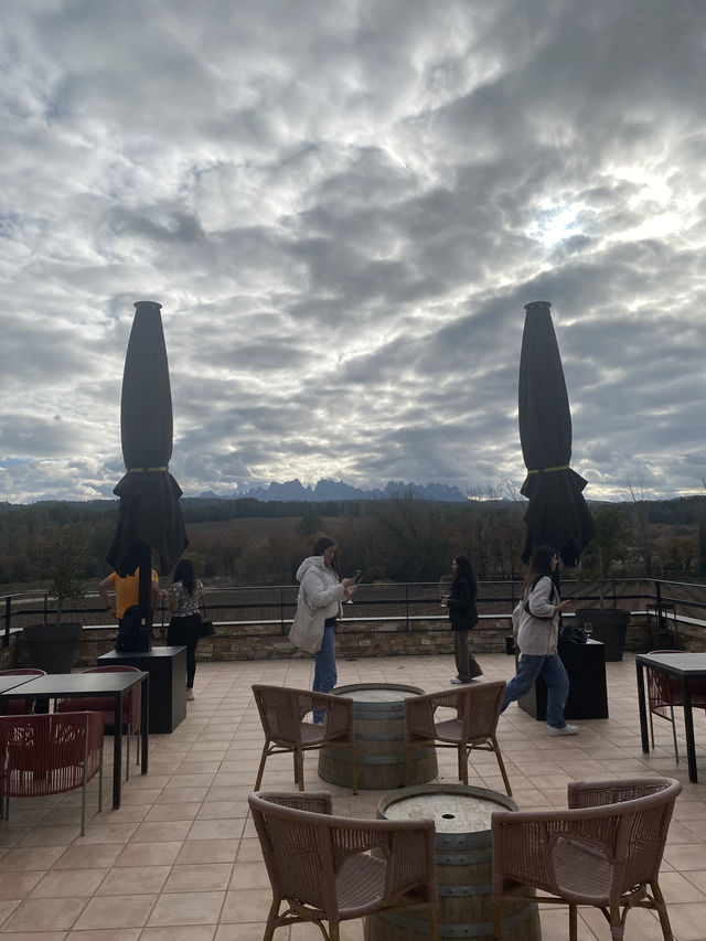 WHERE TO GO near Montserrat: OLLER DEL MAS