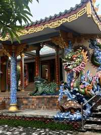 Pagoda & Temple of Phu Quok centre 