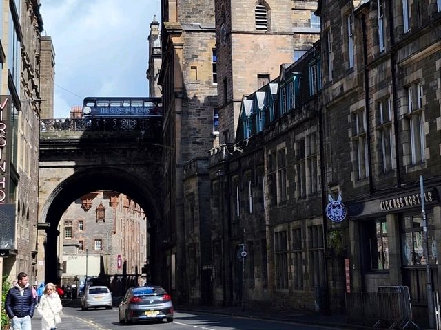 Edinburgh: Magic, History, and Vibes