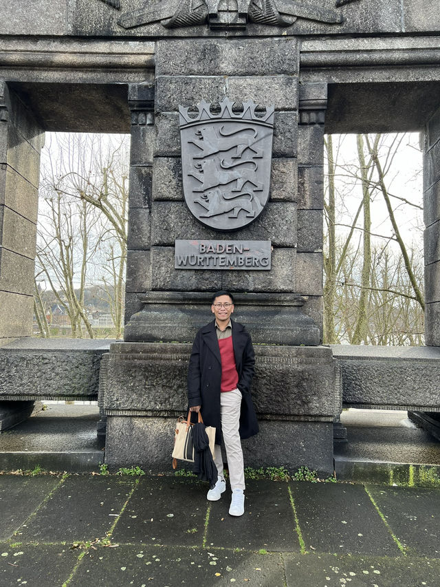Where Rivers Meet and History Rises – Discover Deutsches Eck in Koblenz! ✨🌊 