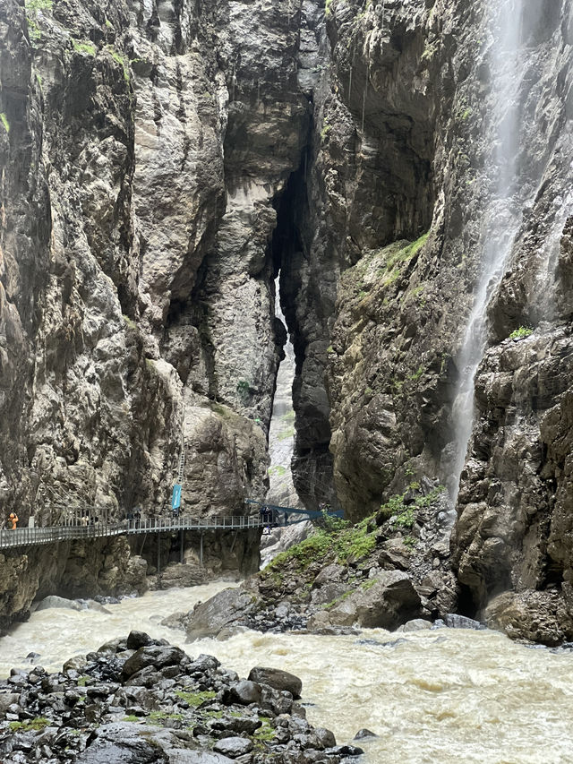 Grand Canyon in Switzerland?! 🫣😱