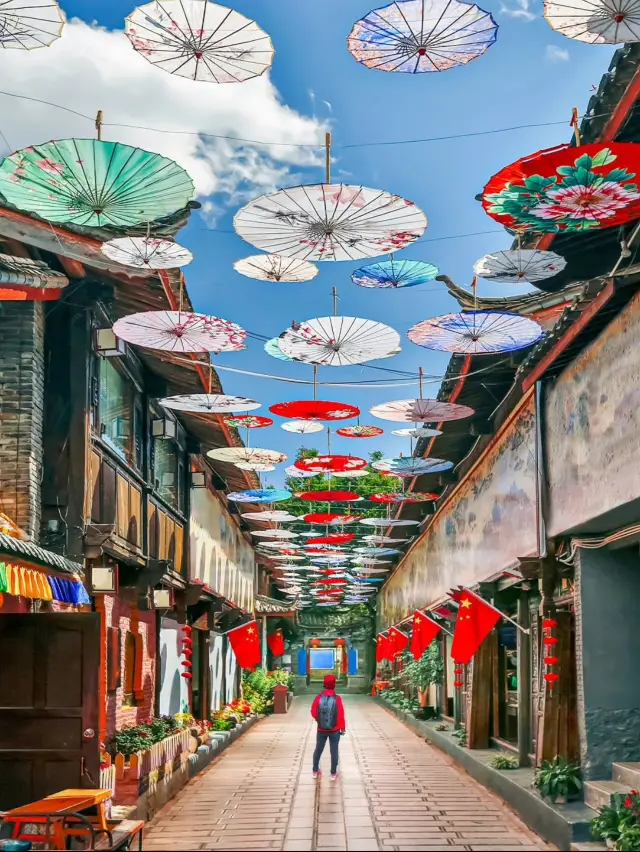 ☀️ Winter Warmth & Frozen Peaks: Yunnan's Off-Season Charm