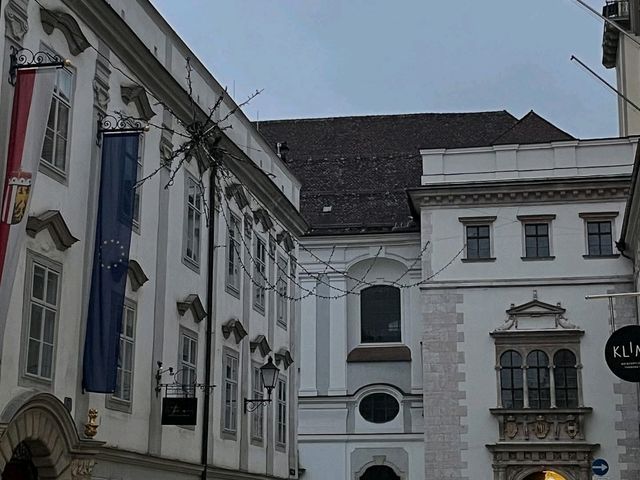 Chic Linz Escape✨ Chic Linz Escape✨